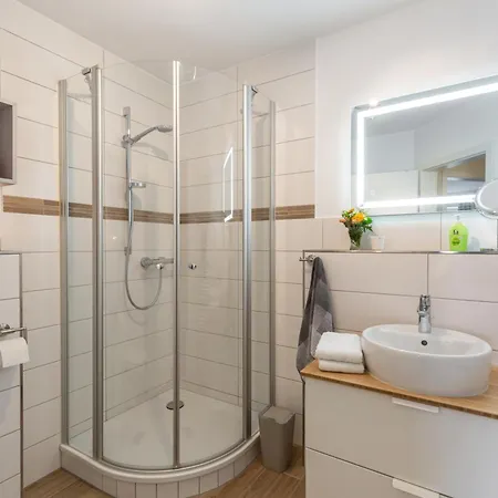 Marquardt Sonneneck * Wenkendorf